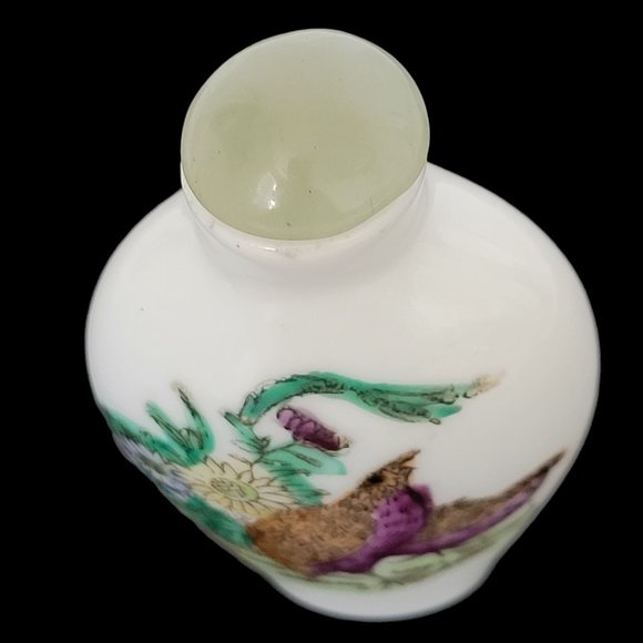 Hand Painted Chinese Snuff Bottle With Spoon Jade Top Floral Bird Motif 2 1/2" - Picture 6 of 11